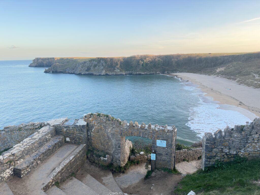 Barafundle Bay and Arch